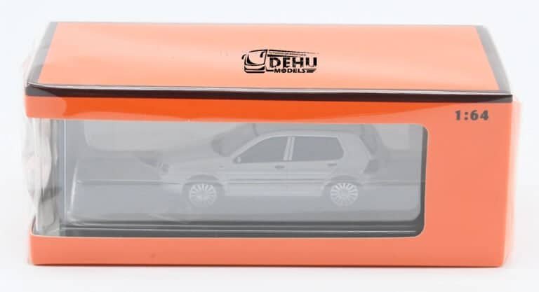 Volkswagen Golf MK4 Cuatro Puertas Gris (11)