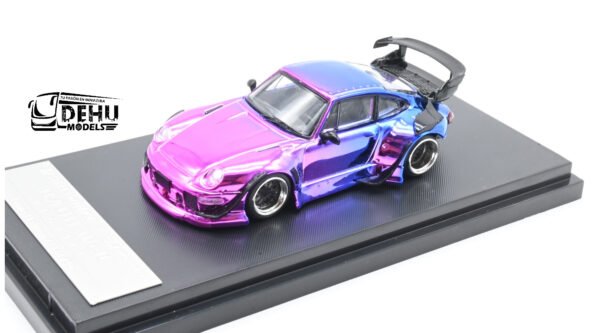 Auto a Escala 1/64 Porsche 993 RWB Rauh-Welt Begriff Chrome Purple STWCRR24 Street Warrior - Imagen 9