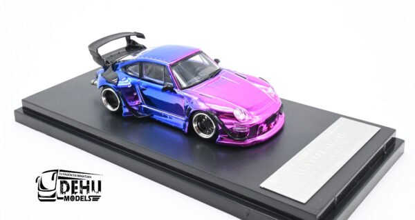 Auto a Escala 1/64 Porsche 993 RWB Rauh-Welt Begriff Chrome Purple STWCRR24 Street Warrior - Imagen 2