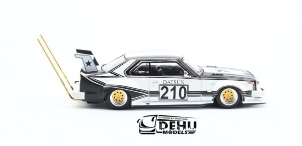 Auto a Escala 1/64 Datsun Skyline C210 Bosozoku Style Negro - Gris, PR64-0073 Pop Race - Imagen 4