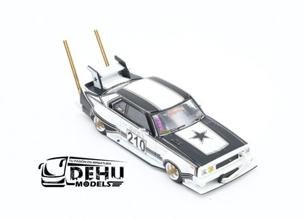 Auto a Escala 1/64 Datsun Skyline C210 Bosozoku Style Negro - Gris, PR64-0073 Pop Race - Imagen 2