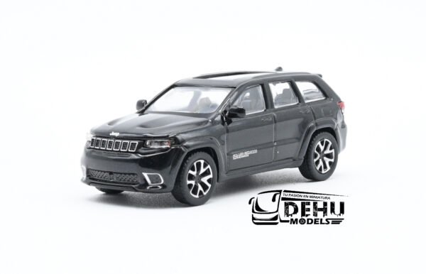 Camioneta a Escala 1/64 Jeep Grand Cherokee Trackhawk 2019 Negra, JV64031N JKM