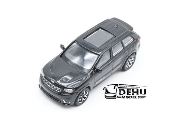 Camioneta a Escala 1/64 Jeep Grand Cherokee Trackhawk 2019 Negra, JV64031N JKM - Imagen 9