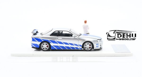 Auto a Escala 1/64 Nissan Skyline GTR R34 Fast & Furious Con Figura, CA646305-1 Cool Art - Imagen 3