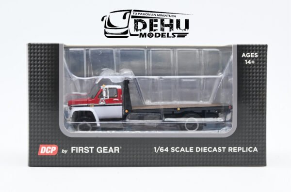 Camión a Escala 1/64 Chevrolet Chevy C65 Cama Plana de un eje Blanco - Rojo - Gris, 60-0888 DCP By First Gear - Imagen 12