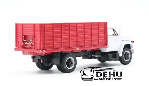 Camión a Escala 1/64 General Motors Company GMC 6500 Con Caja de Granos de Volteo de un eje, 60-0914 DCP By First Gear - Imagen 7