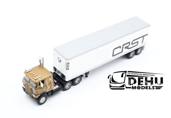 Tráiler a Escala 1/64 International Transtar COE Con Remolque Caja Seca Vintage de 40' CRST, 60-1066 DCP By First Gear - Imagen 11