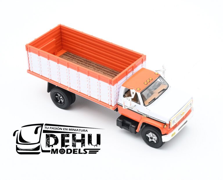 60-1200 Chevrolet Chevy C65 Con Caja de Granos de Volteo de un eje Naranja - Blanco - Negro (9)