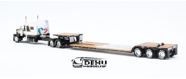 Tráiler a Escala 1/64 Peterbilt 389 Techo Medio Con Remolque Lowboy Fontaine Renegade LXT40 de 3 ejes con Eje plegable, 60-1301 DCP By First Gear - Imagen 8