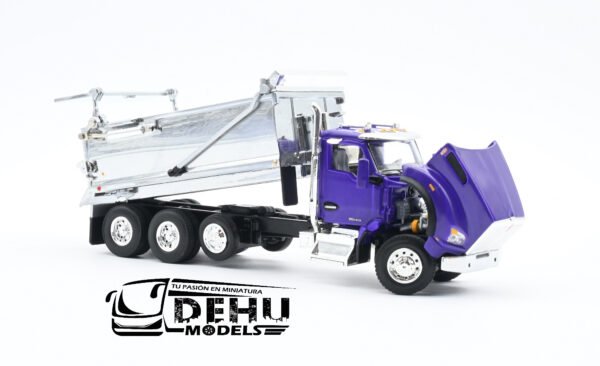Camión a Escala 1/64 Kenworth T800 Rogue Dump Truck Volteo de 3 Ejes Morado - Cromo, 60-1414 DCP By First Gear - Imagen 6