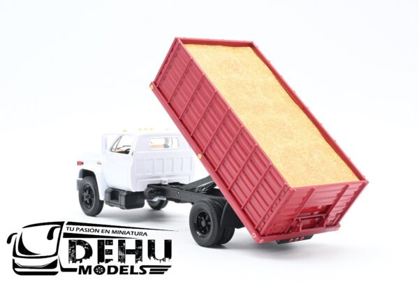 Camión a Escala 1/34 General Motors Company GMC 6500 Con Remolque de Granos Blanco - Rojo, 10-4255 First Gear - Imagen 7