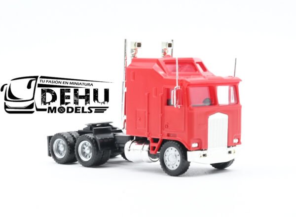 Tráiler a Escala 1/87 Kenworth K100 Solo Tracto Rojo, 25258 Promotex