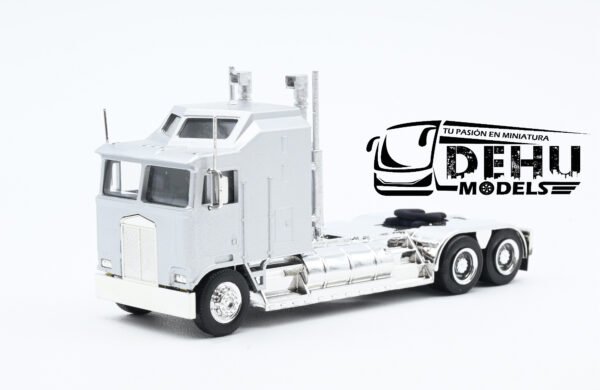 Tráiler a Escala 1/87 Kenworth K100 Solo Tracto De Chasis Largo XXL Gris - Cromo, 35264 Promotex