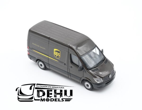 Camioneta a Escala 1/87 Mercedes Benz Sprinter 13 HD UPS Café, 4013150093408 Herpa - Imagen 2