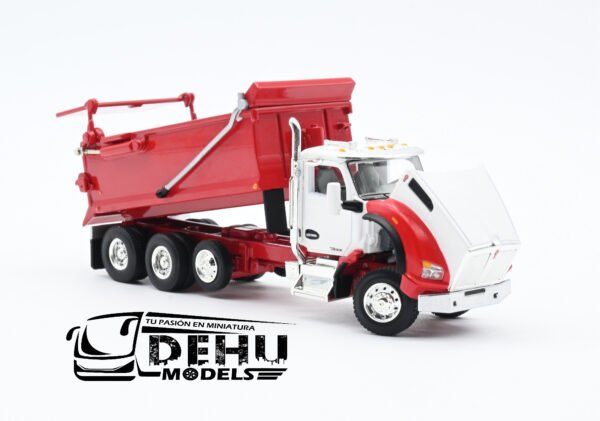 Camión a Escala 1/64 Kenworth T800 Rogue Dump Truck Volteo de 3 Ejes Blanco - Rojo, 60-1415 DCP By First Gear - Imagen 6