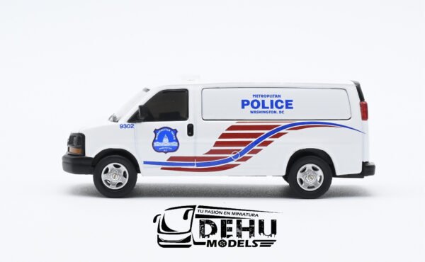 Camioneta a Escala 1/64 Chevrolet Van Express Metropolitan Police Department of the District of Columbia, CBP-041 596 Model - Imagen 7