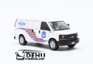 Camioneta a Escala 1/64 Chevrolet Van Express Metropolitan Police Department of the District of Columbia, CBP-041 596 Model