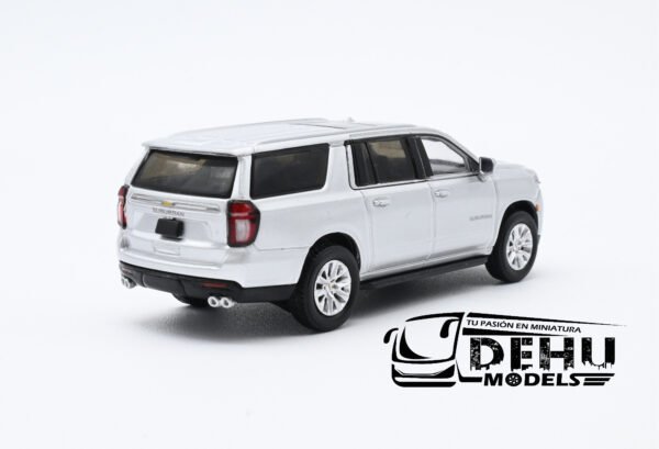 Camioneta a Escala 1/64 Chevrolet Suburban Gris, CVL1002 Massdi - Imagen 5