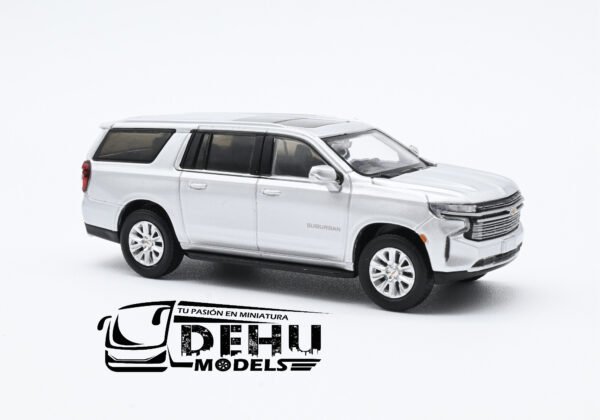 Camioneta a Escala 1/64 Chevrolet Suburban Gris, CVL1002 Massdi - Imagen 3