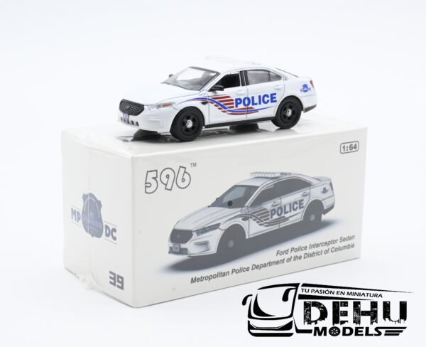 Auto a Escala 1/64 Ford Police Interceptor Sedan Metropolitan Police Department of the District of Columbia Blanco - Rojo - Azul, CBP-039 596 Model - Imagen 11