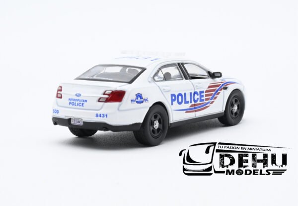Auto a Escala 1/64 Ford Police Interceptor Sedan Metropolitan Police Department of the District of Columbia Blanco - Rojo - Azul, CBP-039 596 Model - Imagen 5