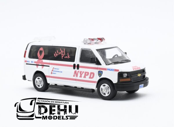 Camioneta a Escala 1/64 Chevrolet Van Express New York City, New York Police NYPD Think Pink Blanco - Rosa, CBP-047 596 Model - Imagen 3