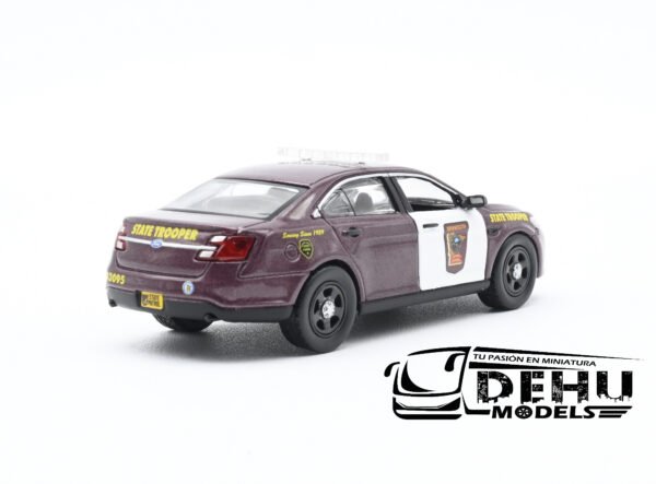 Auto a Escala 1/64 Ford Police Interceptor Sedan Minnesota State Patrol Marrón - Blanco, CBP-049 596 Model - Imagen 5