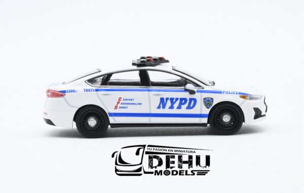 Auto a Escala 1/64 Ford Fusion Responder New York City, New York Police NYPD Blanco - Azul, CBP-050 596 Model - Imagen 4