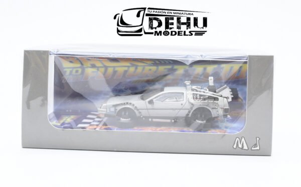 Auto a Escala 1/64 DMC Delorean Motor Company Volver al Futuro ll (Back to the Future ll) Flotante Gris, DMCBTTFFLllMJ MJ Model - Imagen 12