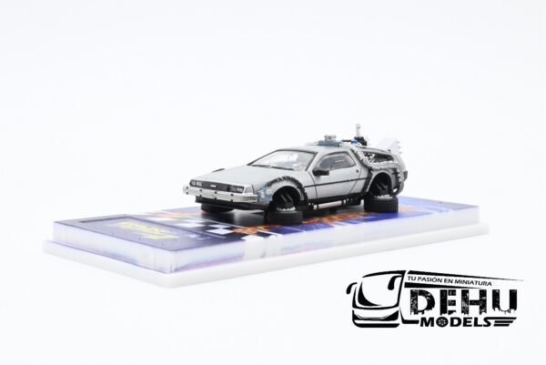 Auto a Escala 1/64 DMC Delorean Motor Company Volver al Futuro ll (Back to the Future ll) Flotante Gris, DMCBTTFFLllMJ MJ Model