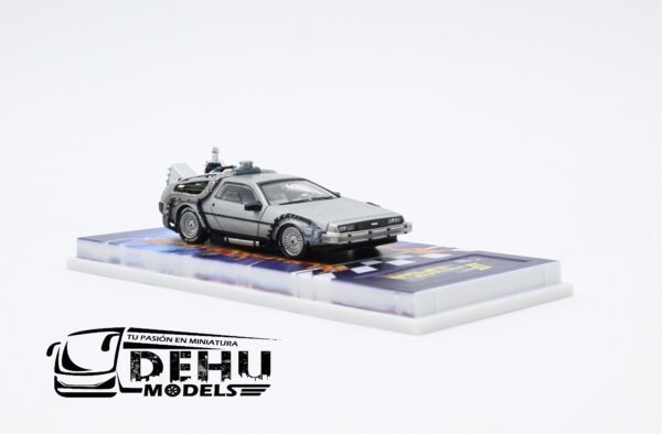 Auto a Escala 1/64 DMC Delorean Motor Company Volver al Futuro ll (Back to the Future ll) Normal Gris, DMCBTTFNllMJ MJ Model - Imagen 3