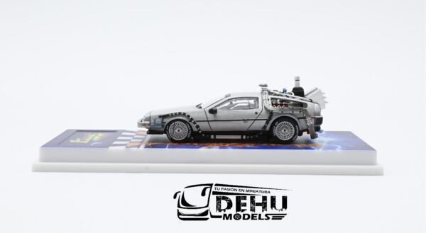 Auto a Escala 1/64 DMC Delorean Motor Company Volver al Futuro ll (Back to the Future ll) Normal Gris, DMCBTTFNllMJ MJ Model - Imagen 7