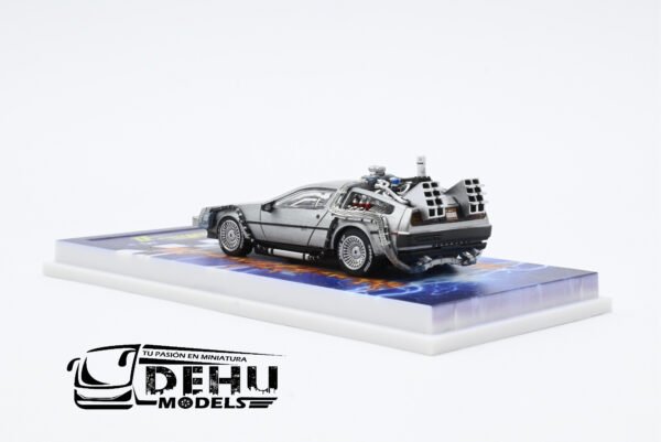 Auto a Escala 1/64 DMC Delorean Motor Company Volver al Futuro ll (Back to the Future ll) Normal Gris, DMCBTTFNllMJ MJ Model - Imagen 6