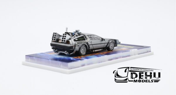 Auto a Escala 1/64 DMC Delorean Motor Company Volver al Futuro ll (Back to the Future ll) Normal Gris, DMCBTTFNllMJ MJ Model - Imagen 5