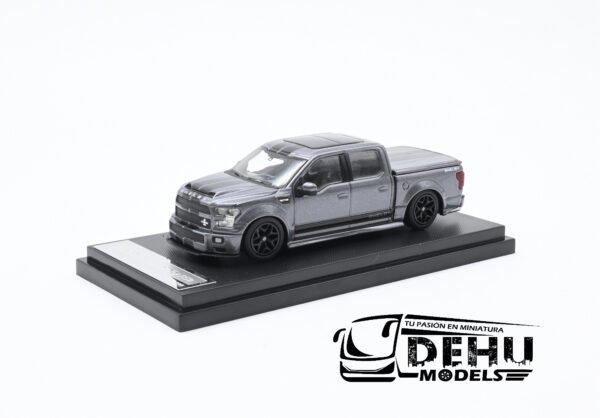 Camioneta a Escala 1/64 Ford F-150 Shelby Gris - Negro, FF150SGNFM Funny Model - Imagen 12