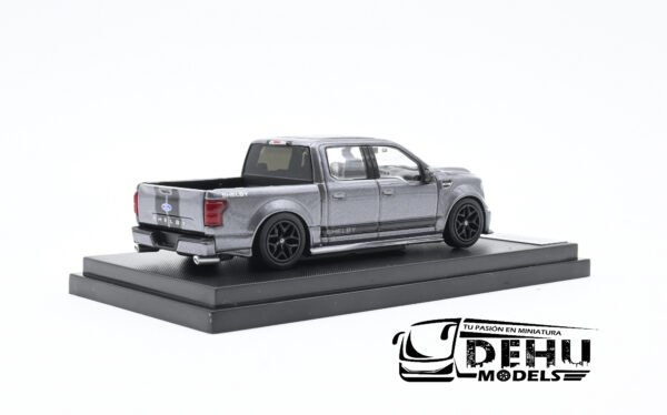 Camioneta a Escala 1/64 Ford F-150 Shelby Gris - Negro, FF150SGNFM Funny Model - Imagen 5