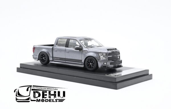 Camioneta a Escala 1/64 Ford F-150 Shelby Gris - Negro, FF150SGNFM Funny Model - Imagen 3