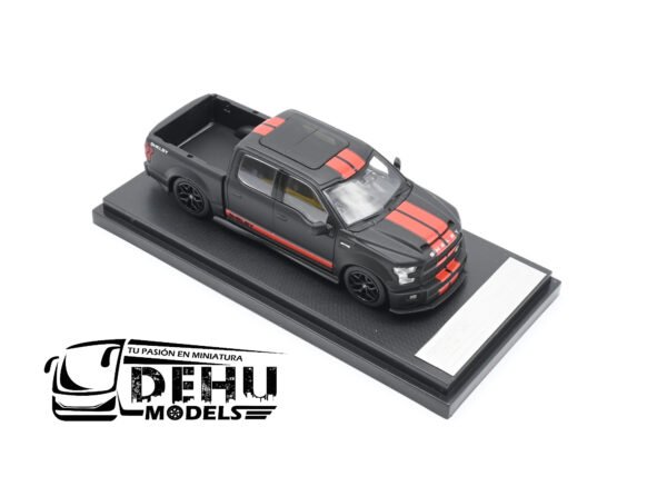 Camioneta a Escala 1/64 Ford F-150 Shelby Negro - Rojo, FF150SNRFM Funny Model - Imagen 2