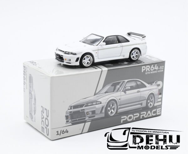 Auto a Escala 1/64 Nissan GTR NISMO 400R Blanco, PR64-0052 Pop Race - Imagen 12