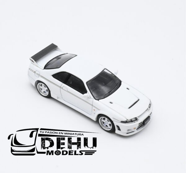 Auto a Escala 1/64 Nissan GTR NISMO 400R Blanco, PR64-0052 Pop Race - Imagen 2