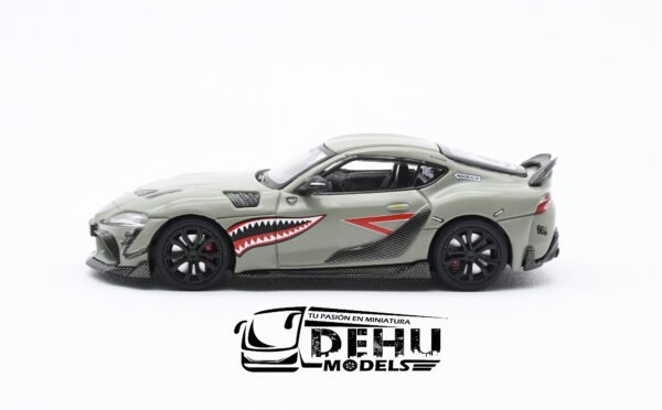 Auto a Escala 1/64 Toyota Supra Darwing Pro 66G NWB Verde, PR64-0076 Pop Race - Imagen 7