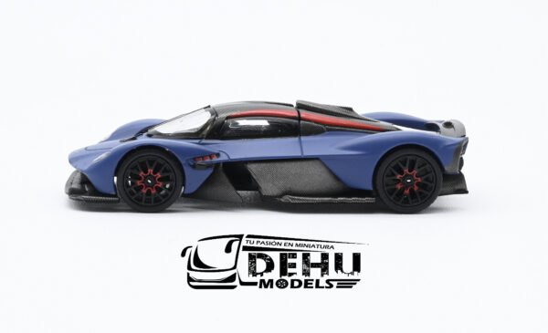 Auto a Escala 1/64 Aston Martin Valkyrie Azul - Negro, PR64-0096 Pop Race - Imagen 9
