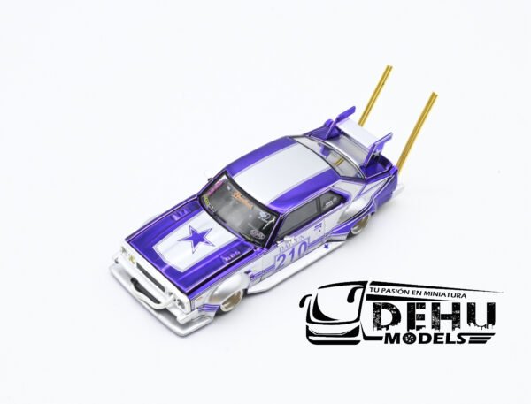 Auto a Escala 1/64 Skyline C210 Kaido Racer Bosozoku Style Morado - Gris, PR64-0107 Pop Race - Imagen 11