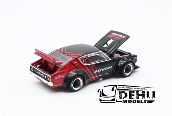 Auto a Escala 1/64 Skyline KPGC110 Kenmeri ADVAN Negro - Rojo, PR64-0199 Pop Race - Imagen 6
