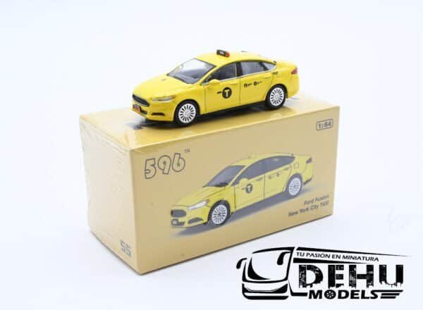 Auto a Escala 1/64 Ford Fusion New York City Taxy Amarillo, CBP-055 596 Model - Imagen 10