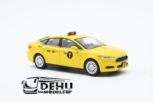 Auto a Escala 1/64 Ford Fusion New York City Taxy Amarillo, CBP-055 596 Model