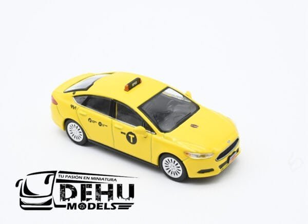 Auto a Escala 1/64 Ford Fusion New York City Taxy Amarillo, CBP-055 596 Model - Imagen 2
