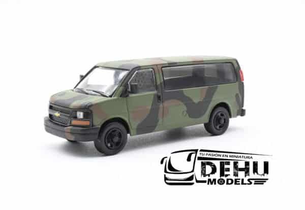 Camioneta a Escala 1/64 Chevrolet Express Militar Camuflaje Militar Verde - Camuflaje, CBP-056 596 Model - Imagen 8