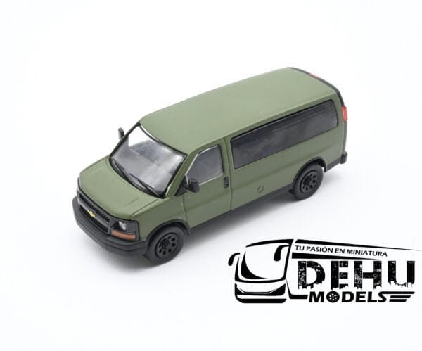 Camionta a Escala 1/64 Chevrolet Express Verde Mate - Negro, CBP-057 596 Model - Imagen 9