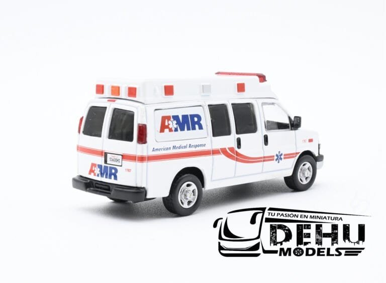 CBP-058 Chevrolet Express American Medical Response, Blanco - Rojo - Azul (6)